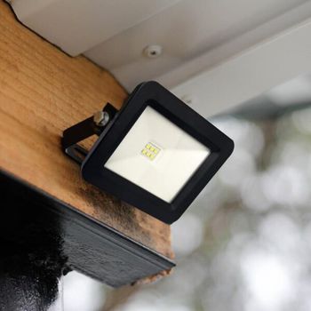 REFLETOR LED DEEP FIT 10W 6,5K IP66 - FLUZÃO CONSTRUÇÃO