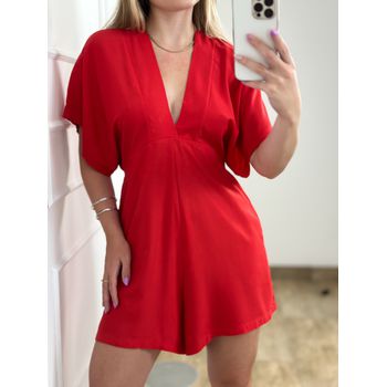 Macaquinho Curto Vermelho – Modelo Lua Vermelho