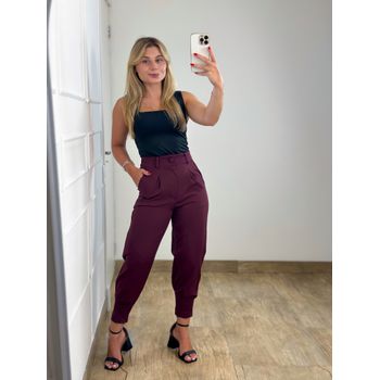 Calça Cenoura Alfaiataria Vinho