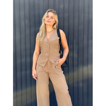 Conjunto Alfaiataria Calça e Colete Bege