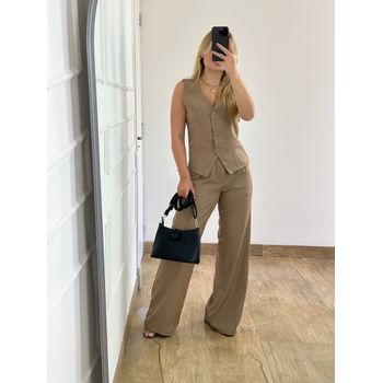 Conjunto Alfaiataria Calça e Colete Bege