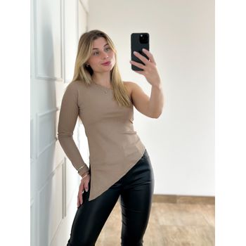 Blusa Assimétrica Nude