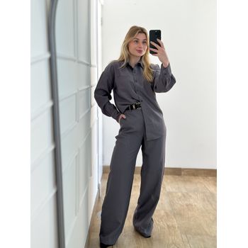 Conjunto Alfaiataria Calça e Camisa Cinza