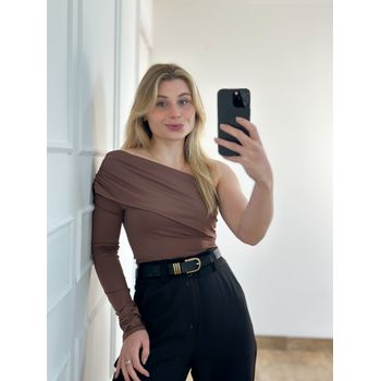 Body Uma Manga Marrom