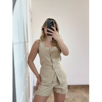 Conjunto Alfaiataria Short e Colete Nude