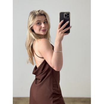 Vestido Midi Marrom