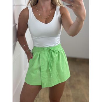 Short de Linho Verde