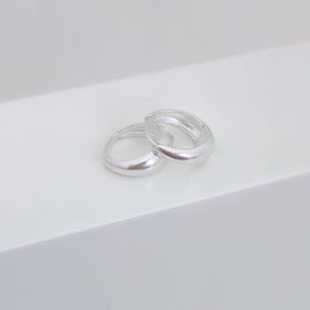 Argola Click Fio Abaulado Liso Prata 925 - 1011831... - Roanne Jóias