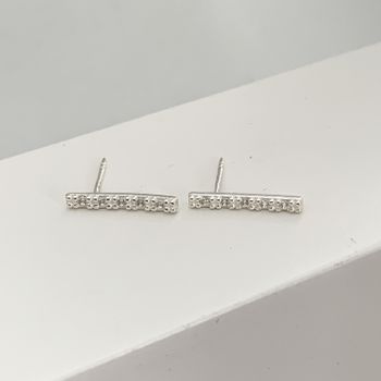 Brinco Palito Pequeno com Zirconia Prata 925 - 101... - Roanne Jóias