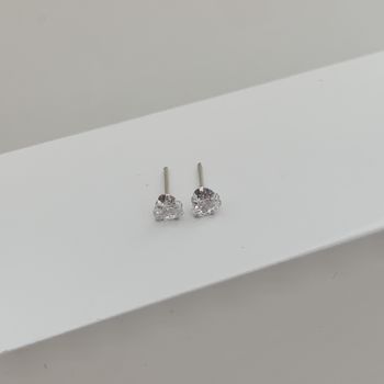 Brinco Coraçao Zirconia 4x4mm Prata 925 - 10118321... - Roanne Jóias