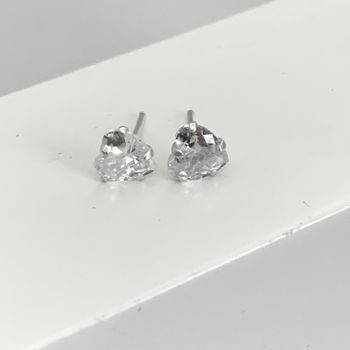 Brinco Coraçao Zirconia Cristal 6x6mm Prata 925 - ... - Roanne Jóias
