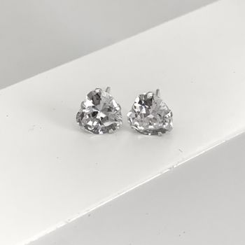 Brinco Coraçao com Zirconia Cristal 8x8mm Prata 92... - Roanne Jóias