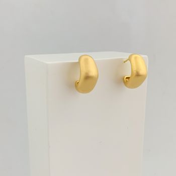 Meia Argola Acetinada Banhada a Ouro 18k - 107527 - Roanne Jóias