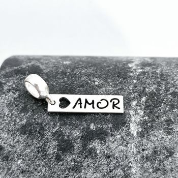 Berloque Plaquinha Amor com Coração Prata 925 - 12... - Roanne Jóias