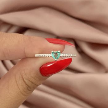 Anel Coraçao Verde Turmalina e Aro com Zirconia Pr... - Roanne Jóias