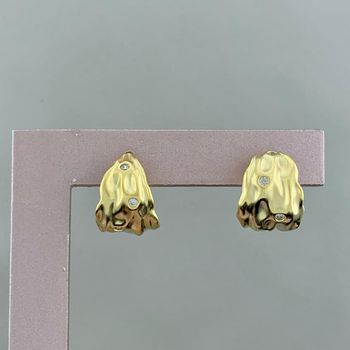 Meia Argola Martelada com Zircônias Brancas Semijo... - Roanne Jóias
