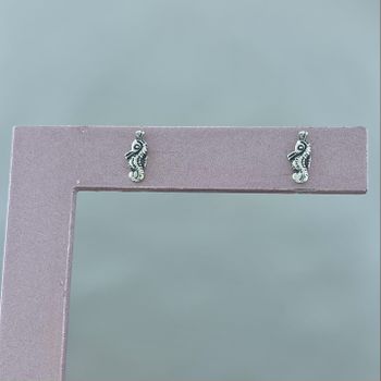 Brinco Prata Legitima 925 Envelhecido Cavalo Marin... - Roanne Jóias