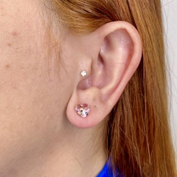 Brinco Coração Zirconia Rosa Semijoia - 105551 - Roanne Jóias