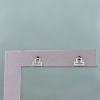 Brinco Prata Legitima Signo de Libra Liso - 10505 - Roanne Jóias