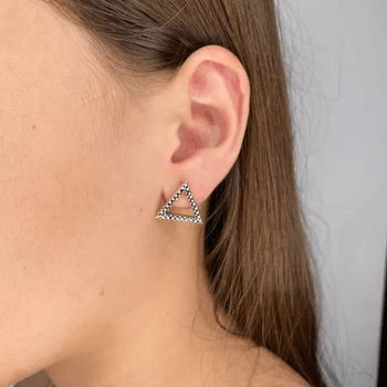 Brinco Prata Legitima Triângulo Envelhecido - 1011... - Roanne Jóias