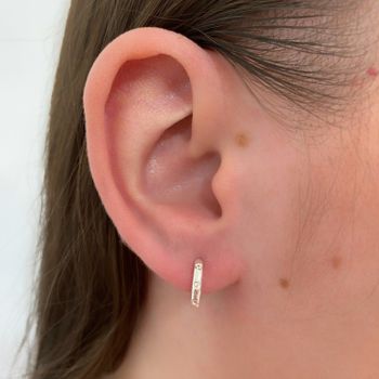 Brinco Argola Fina Zirconia Pequena Prata 925 - 10... - Roanne Jóias