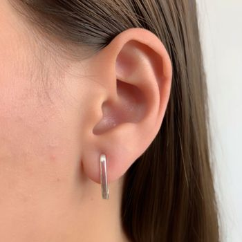 Brinco Prata Legitima 925 Meia Argola Oval Lisa ... - Roanne Jóias