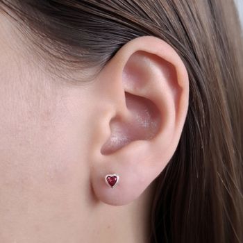 Brinco Baby Coraçao Zirconia Cereja Prata 925 - 10... - Roanne Jóias