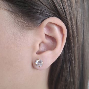 Brinco Solitário Zirconia Cristal 8mm Semijoia - 1... - Roanne Jóias