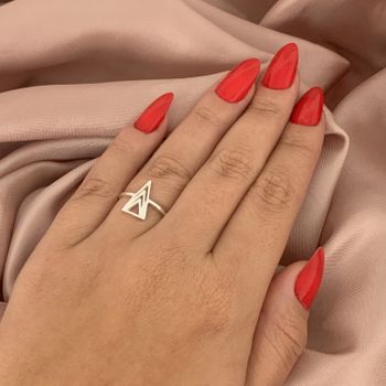 Anel Prata Legítima 925 Triangulo Vazado - 1011828... - Roanne Jóias