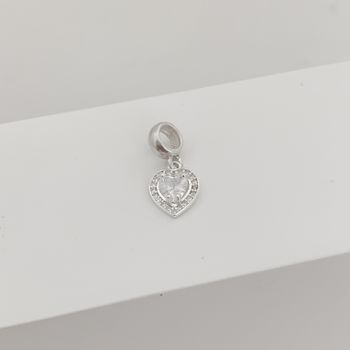 Berloque Coração com Zirconia Cravejada Prata 925 ... - Roanne Jóias