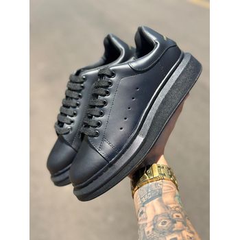 TENIS ALEXANDER MCQUEEN OVERSIZED PRETO/PRETO - MC... - TCHUCO STORE - GRANDES MARCAS