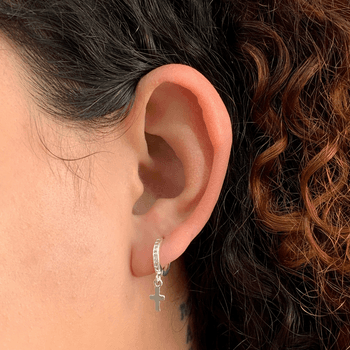 Argola Prata Legitima 925 Cravejada com Pingente C... - Roanne Jóias