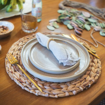 Prato de Jantar em Cerâmica Autoral - SANTAMARIA DESIGN E MOVELARIA