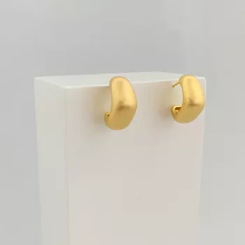 Meia Argola Acetinada Banhada a Ouro 18k - 107527 - Roanne Jóias