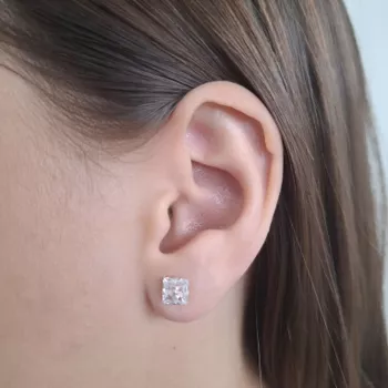 Brinco Carre Zirconia Cristal 6x6mm Prata 925 - 10... - Roanne Jóias