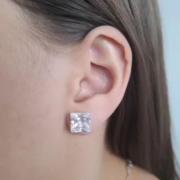 Brinco Carre Zirconia Cristal 10x10mm Prata 925 - ... - Roanne Jóias