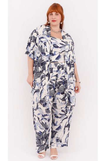 Quimono Viscose Estampa Azul Floral - Plus Size - DELPHINA