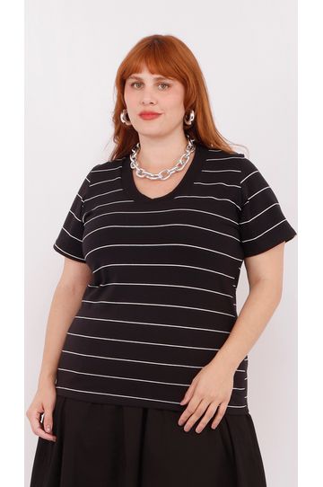 Blusa Malha Premium Preta Listra Fina - Plus Size - DELPHINA