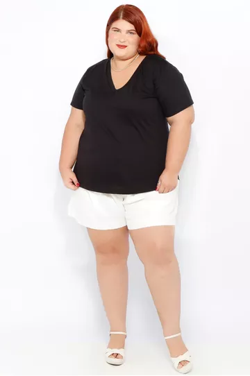 Blusa Algodão PIMA Gola V Preta - Plus Size - DELPHINA