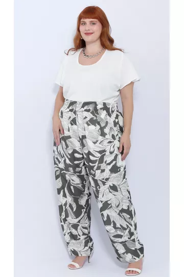 Calça Viscose Estampa Verde Floral - Plus Size - DELPHINA