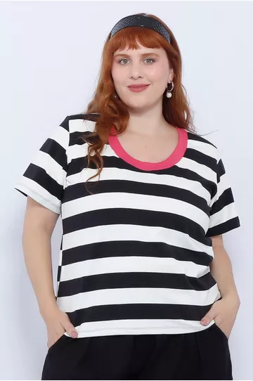 Blusa Premium Listra Preta Gola Rosa Pink - Plus S... - DELPHINA