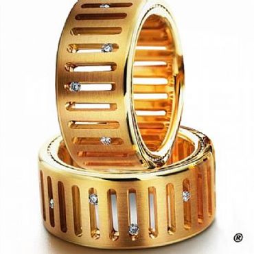 Aliança de Casamento Luminosidade Vertical Romance eterno - Ouro 18k - Helder Joalheiros 