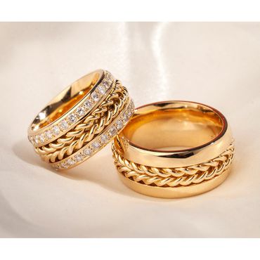 Aliança de Casamento em Ouro 18k - Corda Únião Infinita - 60 Diamantes Cravejados - Helder Joalheiros 