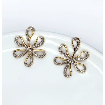 Brinco Ouro 18k Azaleia Cravejado - Helder Joalheiros 