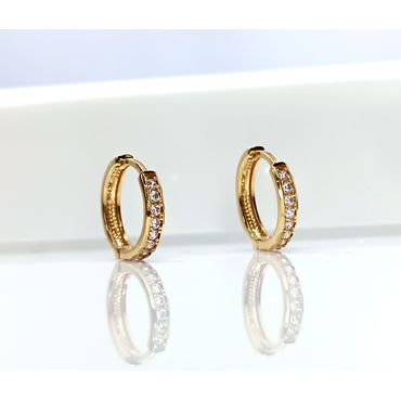 Brinco de Argola Cravejada com Zircônias em Ouro 18k - Helder Joalheiros 