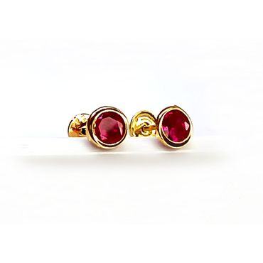 Brinco em Ouro 18k Redondo Pedra Ponto de Luz - Helder Joalheiros 