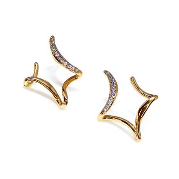 Brinco em Ouro 18k Triângulo Torcido - Helder Joalheiros 