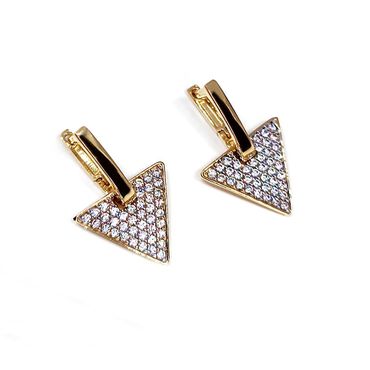 Brinco em Ouro 18k Argola com Pingente Triângulo - Helder Joalheiros 