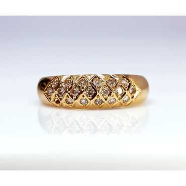 Meia Aliança em Ouro 18k Cravejada - Helder Joalheiros 