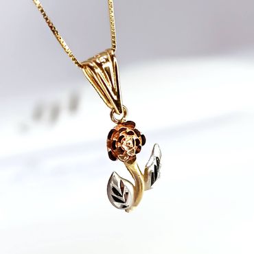 Pingente em Ouro Flor com Caule - Helder Joalheiros 